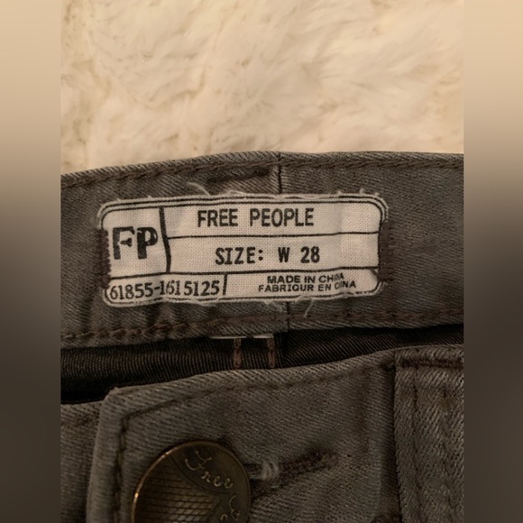 Free People Women’s Gray Denim Skinny Jeans • Sz. W 28 - Picture 6 of 13
